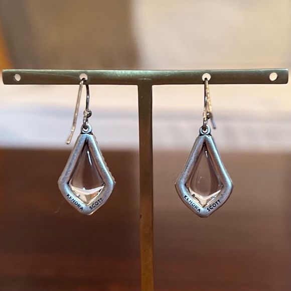 Kendra Scott Lux Lexi Drop Earrings - Picture 2 of 2